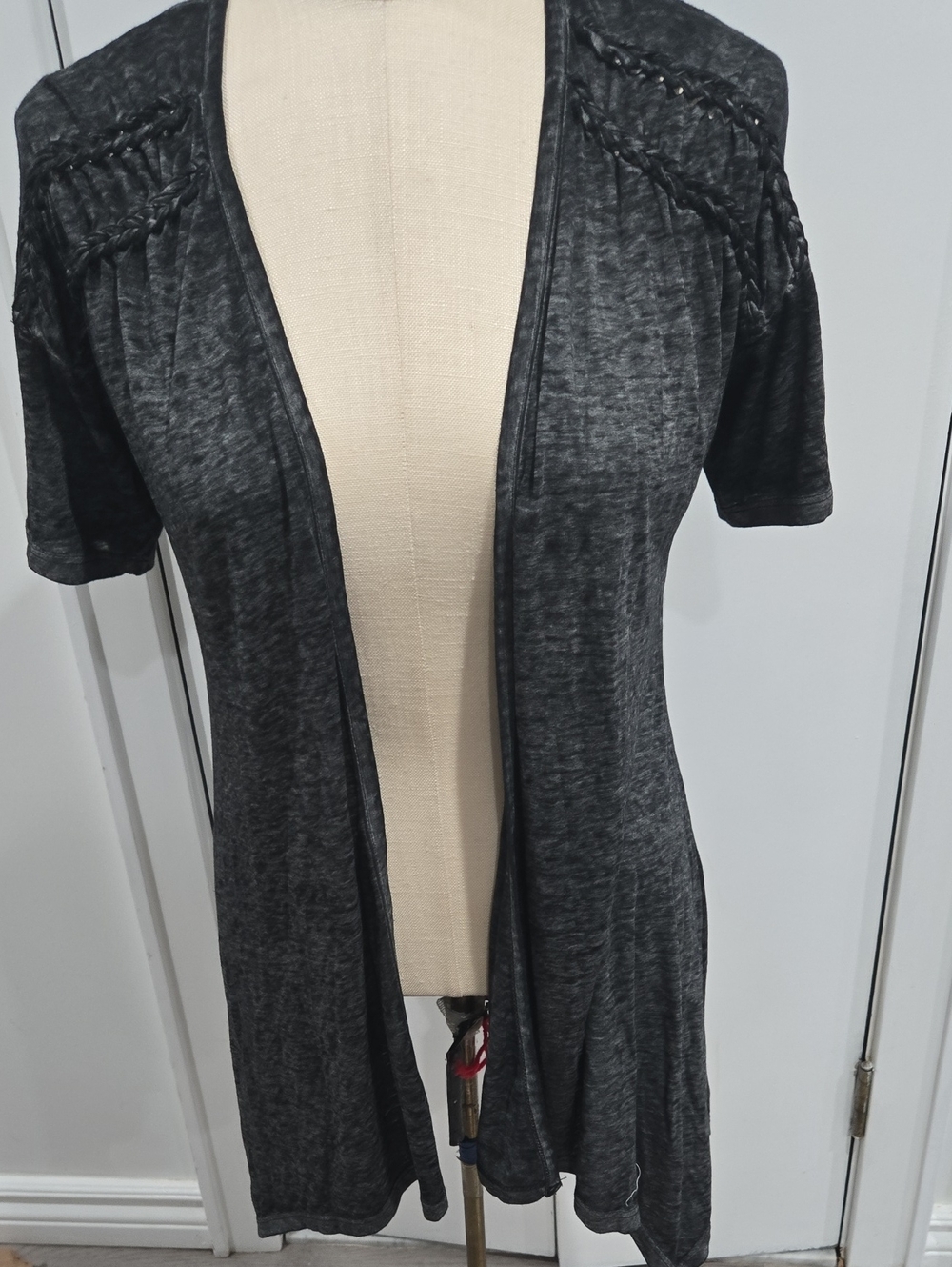 Open-Front Short Sleeve Cardigan Sweater - Charcoal Gray